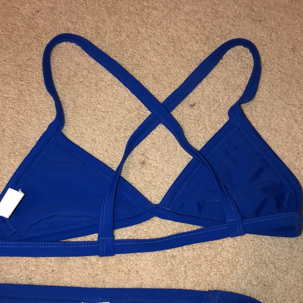 Blue bikini! - Picture 2 of 2